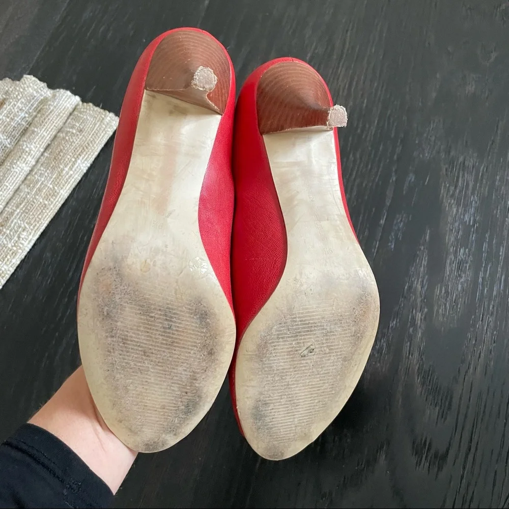 Banana Republic red peep toe heels 9.5 - Picture 4 of 8